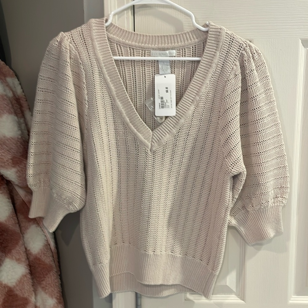 Purchased at Evereve! This is truly adorable with the puff sleeve!